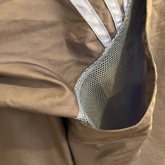 💨 Adidas Vintage Vented Windbreaker | Hidden Hood | Size Small | Navy | EUC - Picture 9 of 14